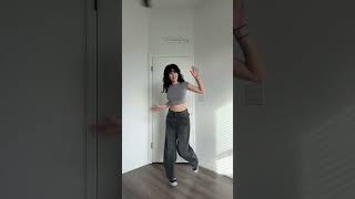 Waarom Vraagt Iedereen Of Dit Pijn Doet??? We Zijn Gewoon Aan Het Dansen??