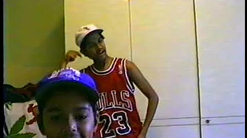 TikTok Didn’t Exist in the 90s… But Here’s My Childhood (1992-1994)