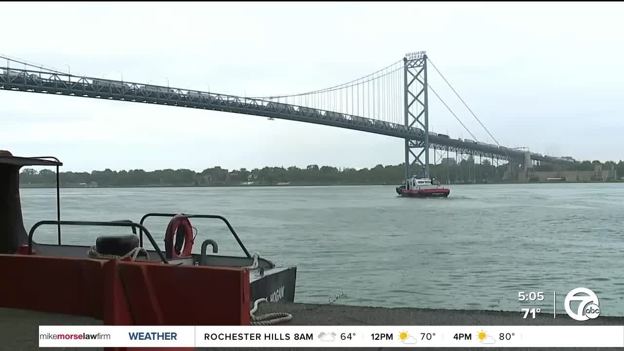 Detroiters work together to save construction worker who fell from Ambassador Bridge