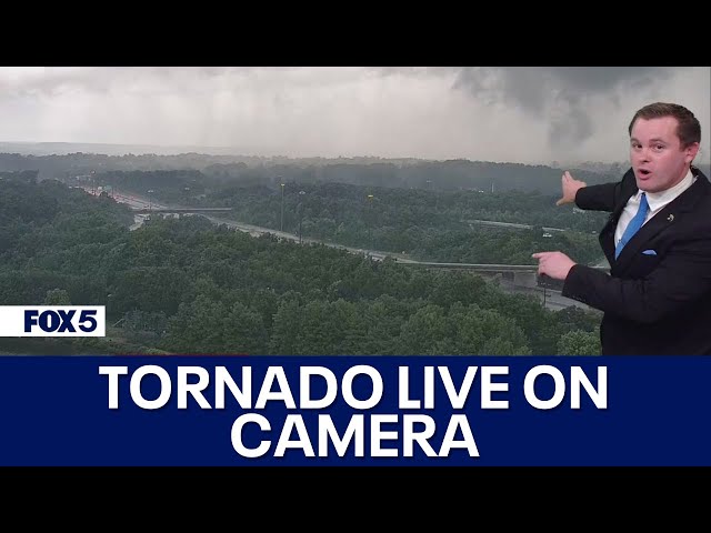 Tornado in Gaithersburg caught LIVE on FOX 5 class=