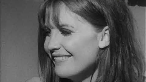 Sandie Shaw visits and performs at Lisbon in 1967