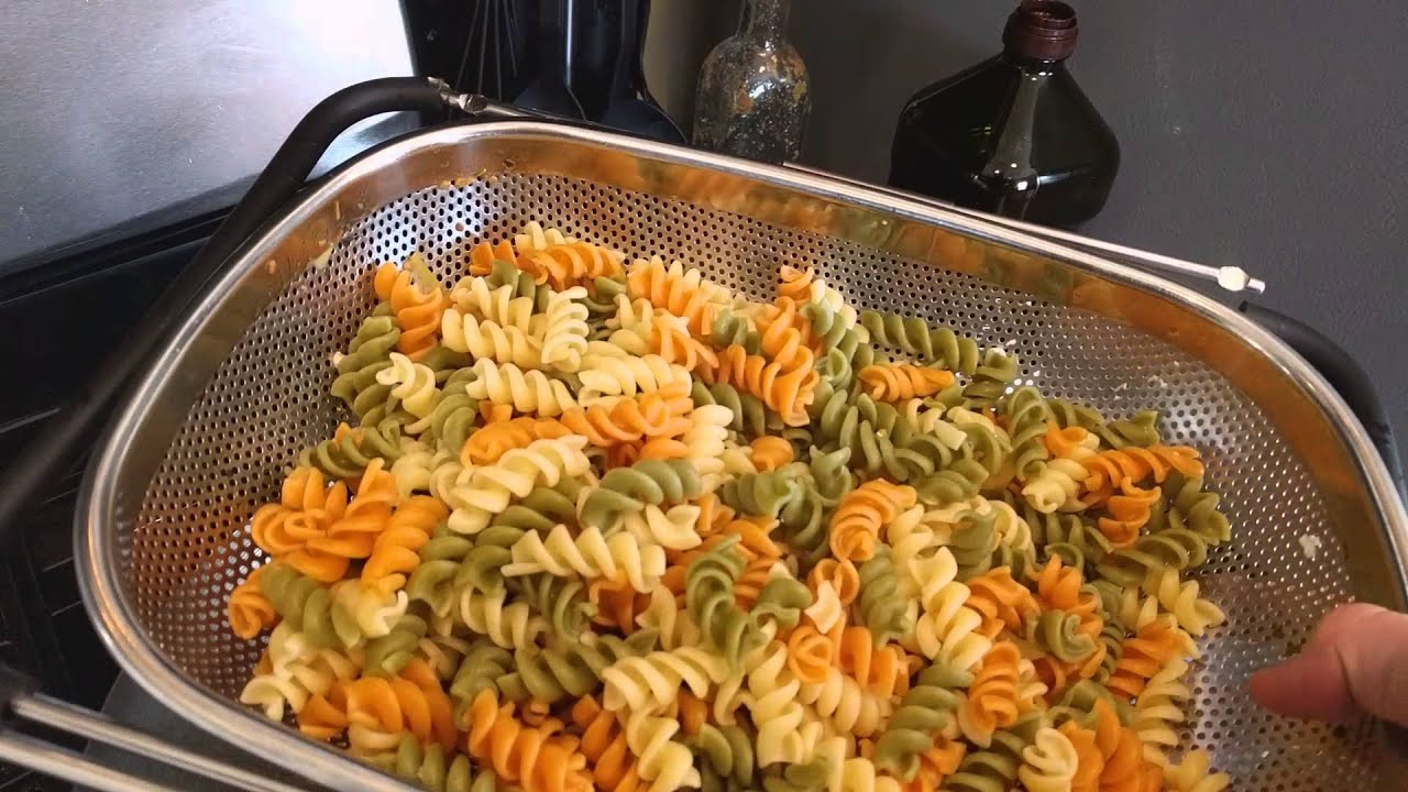 Healthy Costco recipe | chicken veggie pasta - YouTube