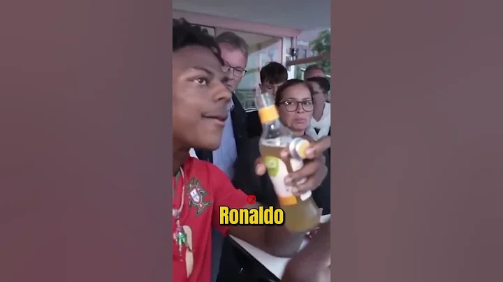 Speed becoming Rafael Leao whenever he wants 🤣😭👀 #ishowspeed #funny #football #jokes #fun #laugh #po