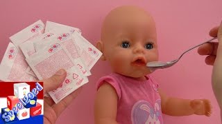 repertoire Onmogelijk Regenjas Baby Born pop Nederlands – Wij voeren de Baby Born met zelfgeroerde voeding  - YouTube