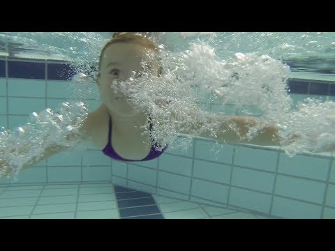 Video: Hvordan Melde Deg På En Svømmetur