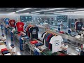 Dentro de una fábrica moderna de tejido: cómo se fabrican camisetas de calidad