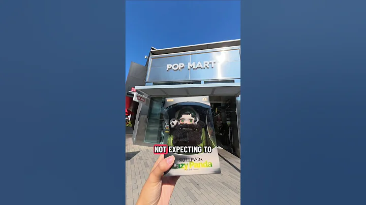 she's so cute! #popmart #skullpanda #blindbox #blindboxopening