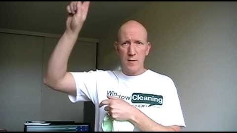 Tool Talk with Mark the Window Cleaner Episode 39  Unger MicroWipe