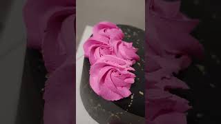 preto, rosa e dourado