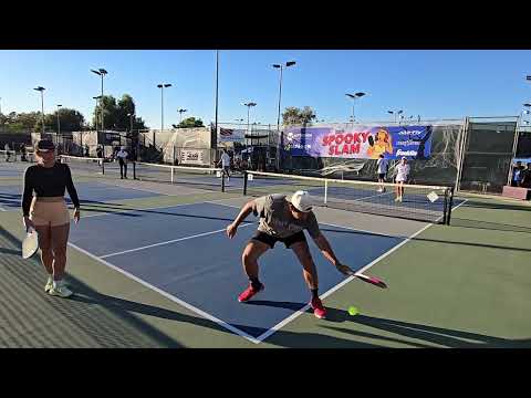101825 iPickle Spooky Slam QF AA vs Malia Lum and Farzin Amiri