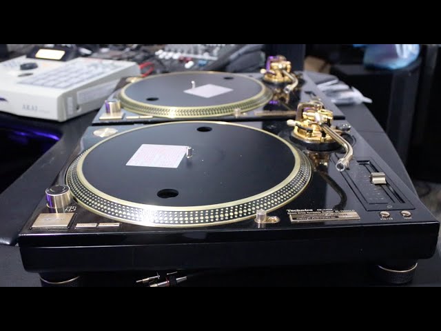 Technics SL-1210 MKII Gold Edition  Turntable, Technics sl 1200, Technics  turntables