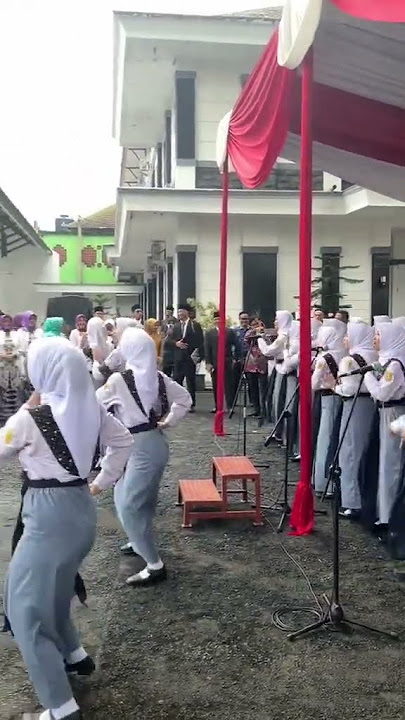 Kreasi Mojang Priangan(@MaungFlores2)