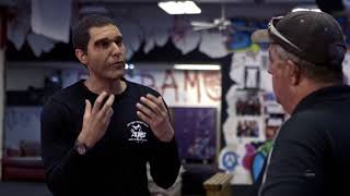 Erran Morad Teaches Daniel Roberts How To Survive A Beheading - WHO IS AMERICA? Resimi