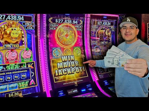 Basic Rueda de Casino with Trios - 4 couples dancing