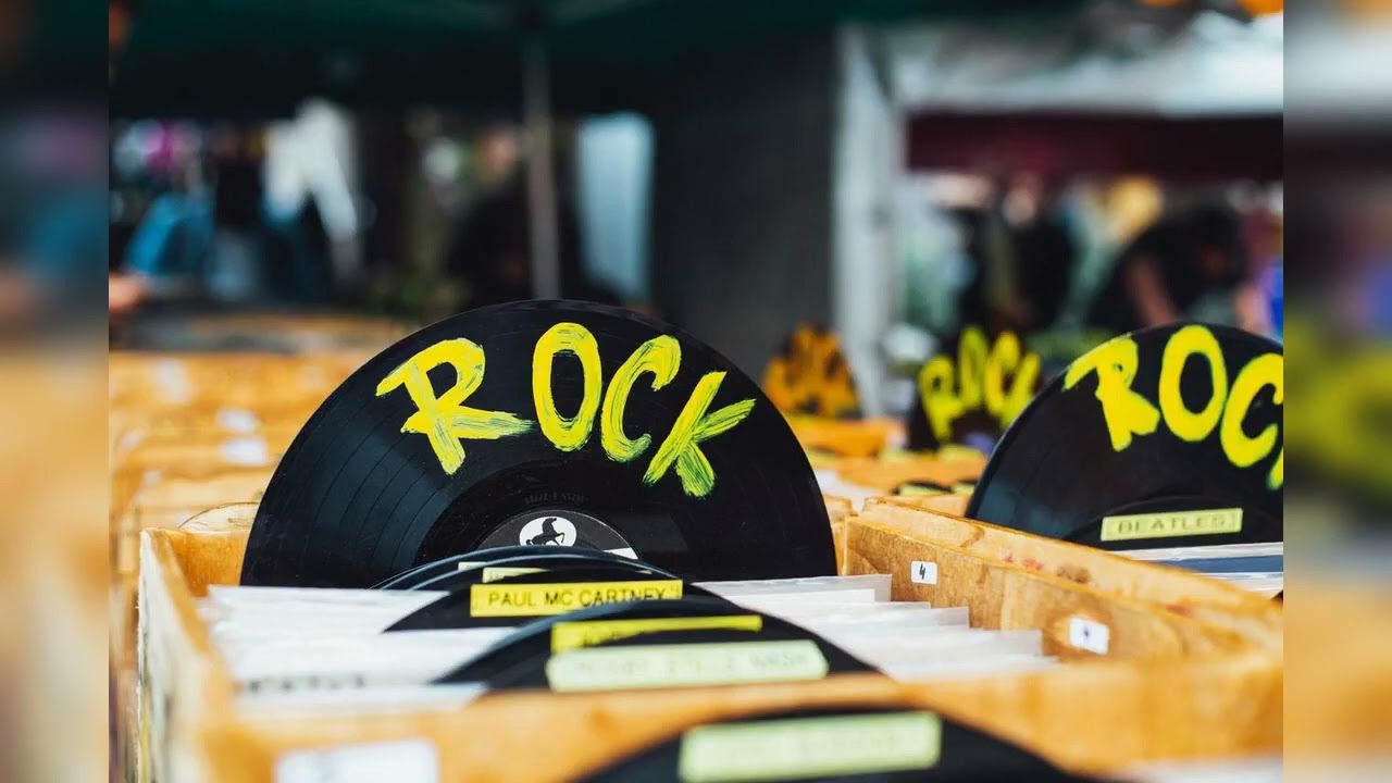 Bet You Can by Kevin MacLeod [Rock Music]