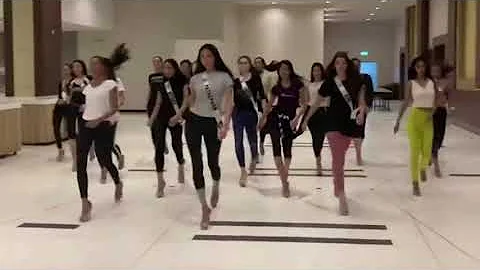 Miss Thailand models walking to Becoming Popular