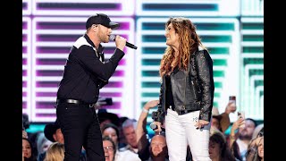 Jo Dee Messina & Cole Swindell Perform "She Had Me at Heads Carolina (Remix)" at the 58th ACM Awards chords