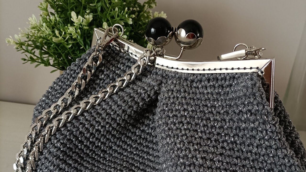 borsa Paola . borsa pasticciosa uncinetto. uncinetto facile.