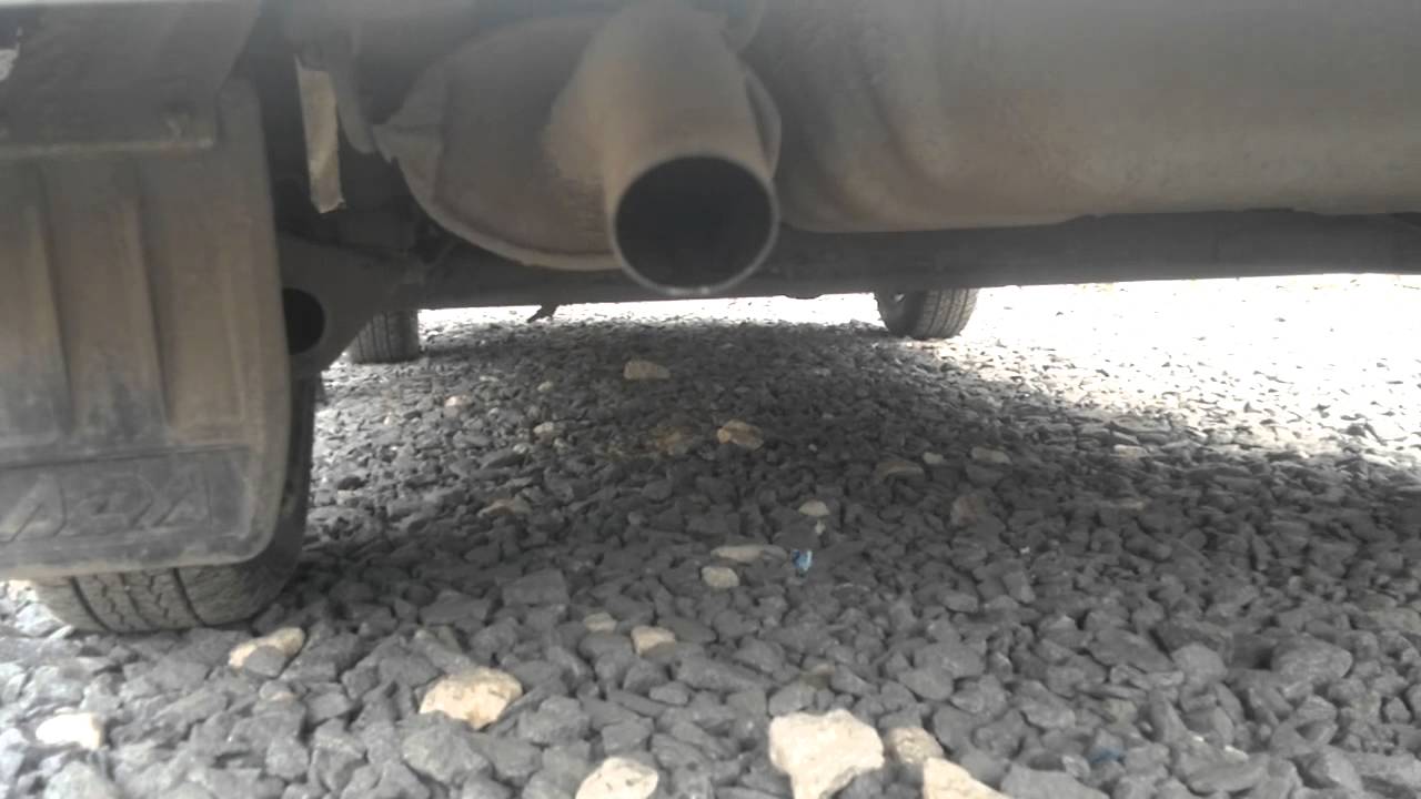Странный звук глушителя 2115 - YouTube