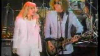 Ian Hunter - We Gotta Get Out of Here chords