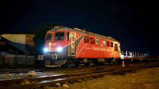 Night rail action-Oradea Est &amp; Oradea Rail Stations 🎬🚂♨🚂