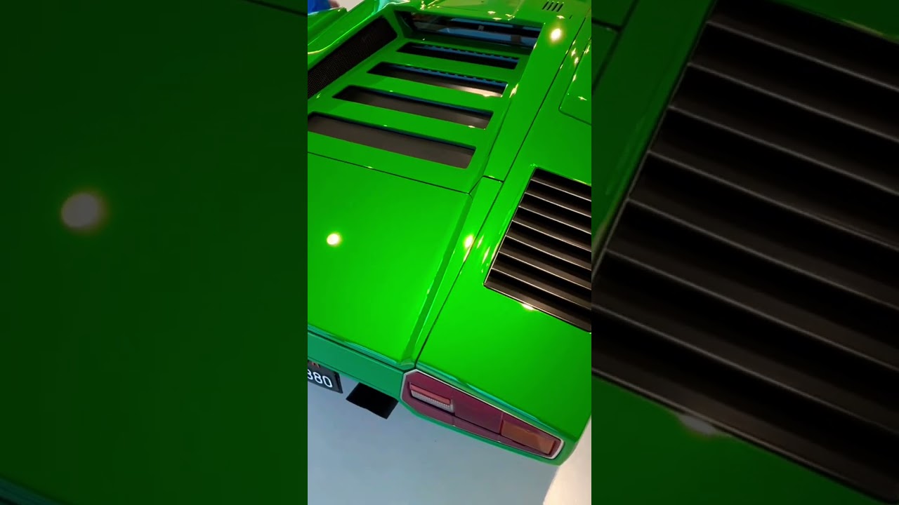 Lamborghini Countach 400S super Sounds