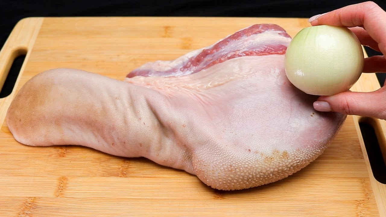 Говяжий язык. Как правильно приготовить говяжий язык. Что приготовить из говяжьего языка.