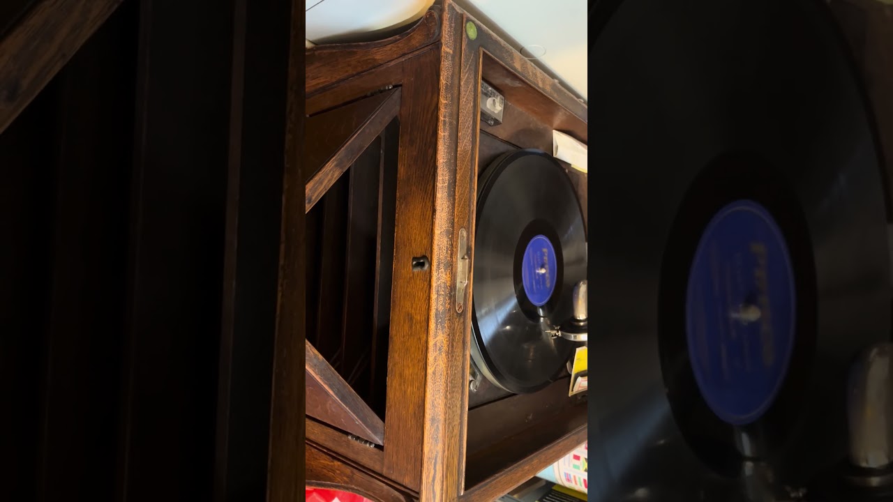 Joyce Kilmer&rsquo;s poem &ldquo;Trees&rdquo;, music by Oscar Rasbach, sung by Frank Parker. Philco radio program.