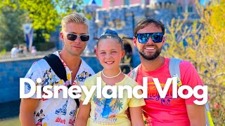 Disneyland Park VLOG!! July 2022 | Main Street Electrical Parade | Dads + Kenzie California Vacation