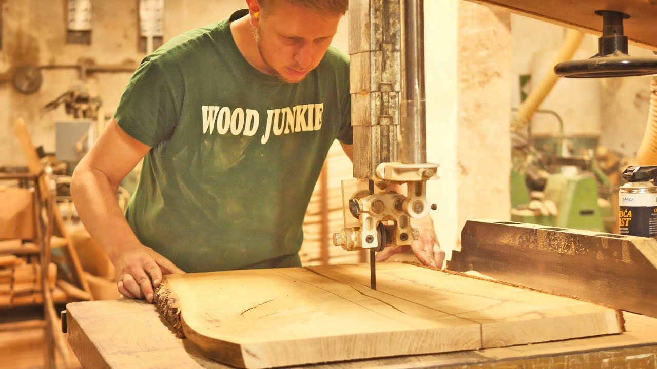 New Off Grid LOG CABIN Building / Making WINDOW SILLS (with Wood Junkie) / (S3 Ep18)