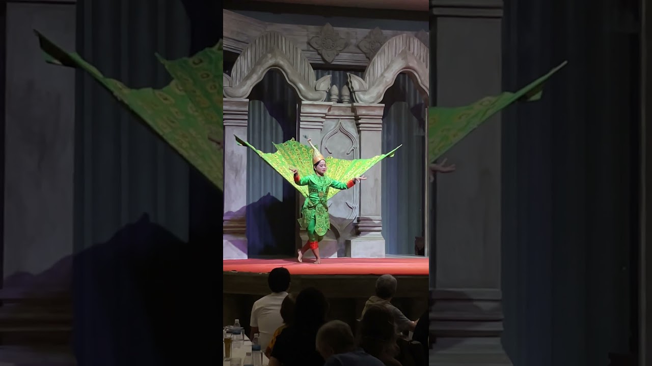 Amazing peacock dance in Cambodia!