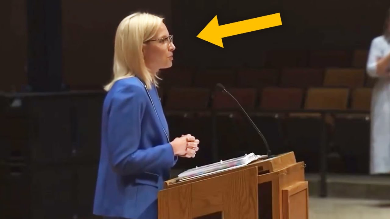 MAGA Congresswoman brutally booed…by REPUBLICANS!