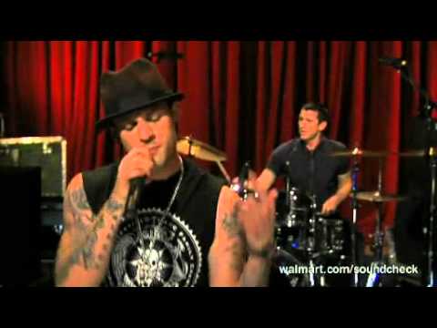Good Charlotte - Misery - Walmart Soundcheck 2007