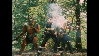 カクブラックは爆風とうめき声で敗北 忍者戦隊カクレンジャー Sentai kakuranger black ranger defeated with blast and loud voices E15