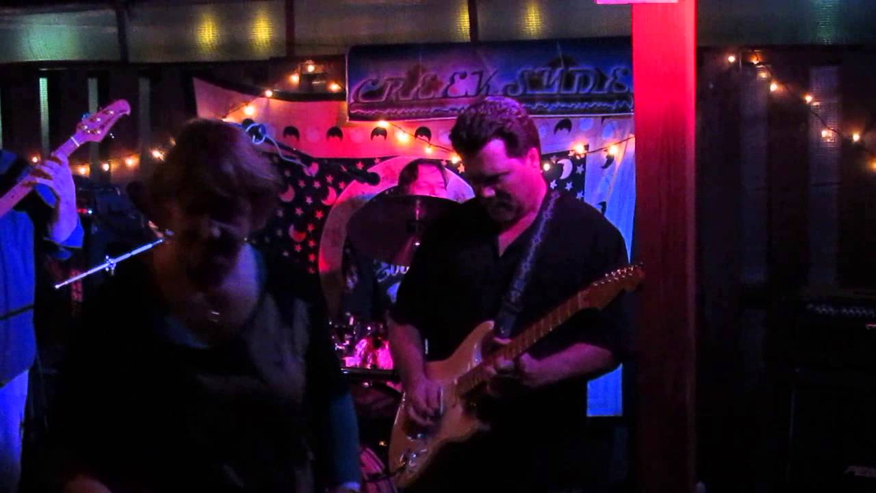 Guarda Creeksyde Singing All Summer Long- Kid Rock Original su YouTube Guarda Creeksyde Singing All Summer Long- Kid Rock Original su YouTube