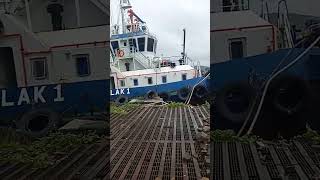 Ombak Gedhe Katon Ngawe Awe