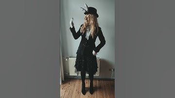 Follow the white rabbit! | playing dress-up