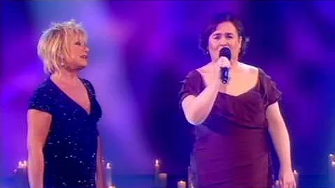 Susan Boyle duets with Elaine Paige December 2009 ...