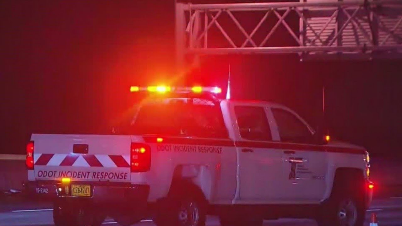 I-84 EB reopens after fatal pedestrian crash - YouTube