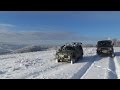 Нива и УАЗ по новогоднему снегу