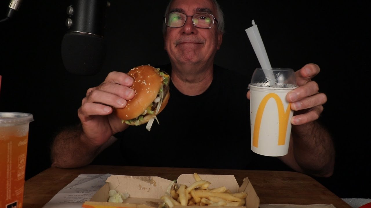ASMR Eating a Quarter Pounder with Cheese Deluxe to make me feel better