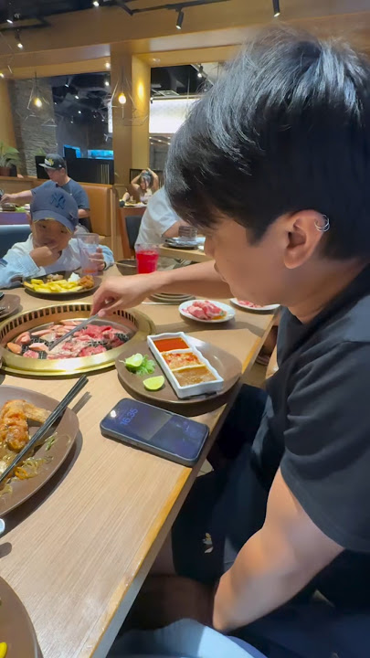 Billy Syahputra Lagi Makan Di Restoran Bareng Keluarga Dan Vika Kolesnaya #shorts