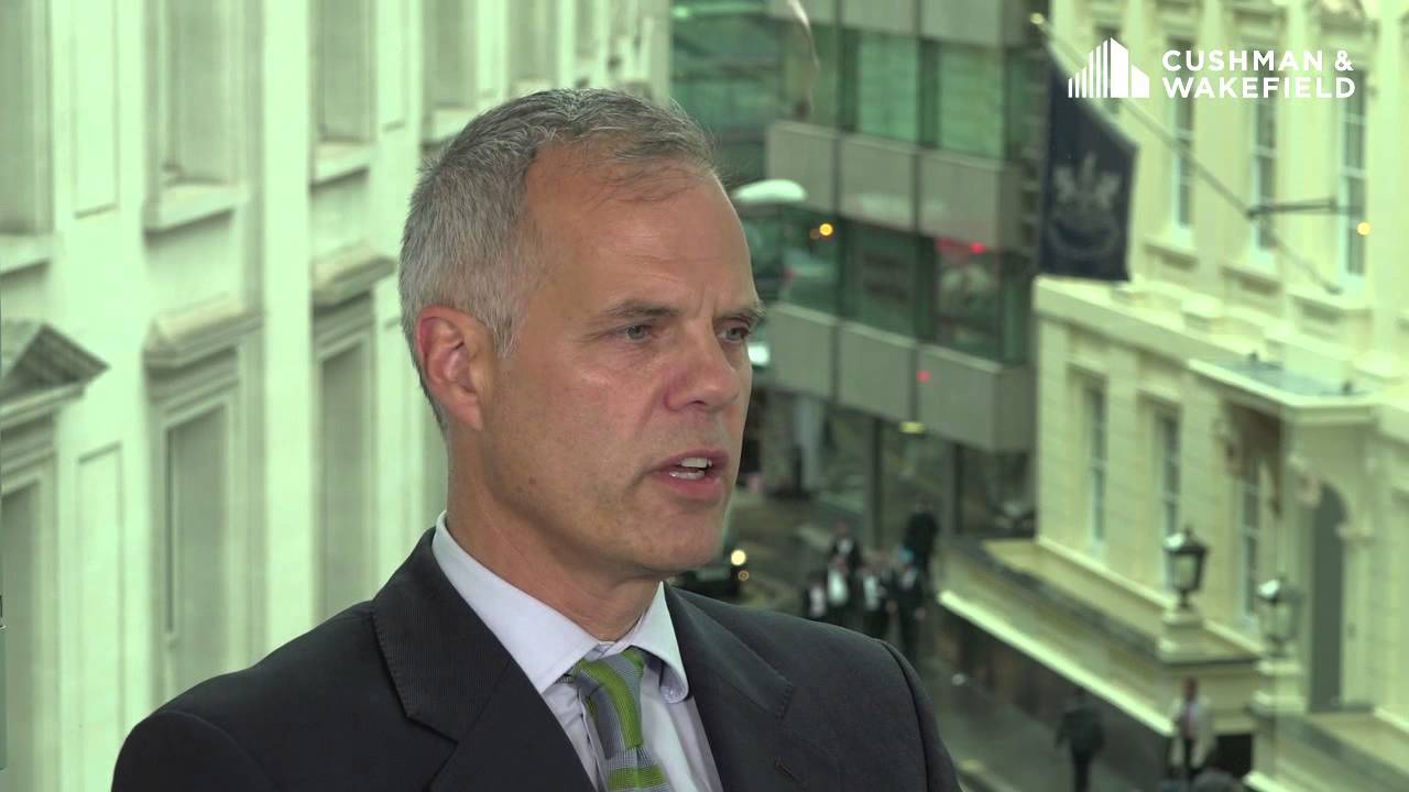 Cushman & Wakefield High Street Investment Retail Update - Q3 2015