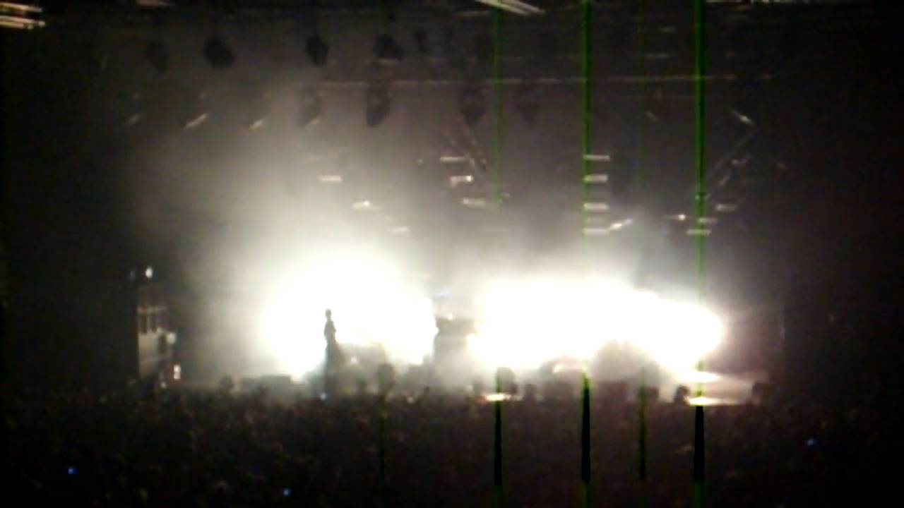 Watch The Prodigy - Thunda Dubstep (Philipshalle, Düsseldorf, 29.05.2010) on YouTube Watch The Prodigy - Thunda Dubstep (Philipshalle, Düsseldorf, 29.05.2010) on YouTube