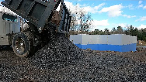 Building my ICF house part 6 : Waterproofing, backfill and utilities