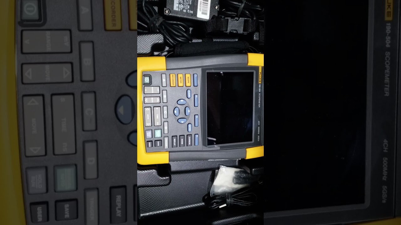 Fluke 190_ 504 Scopmeter