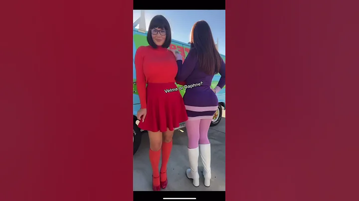 Scooby Doo ( Velma Or Daphne? ) HOT #Shorts