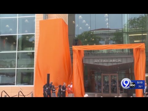 Barnes Center at The Arch opens