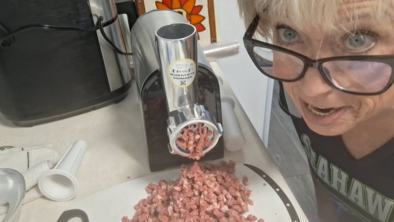 Я сам перемалываю мясо (я мясоед).