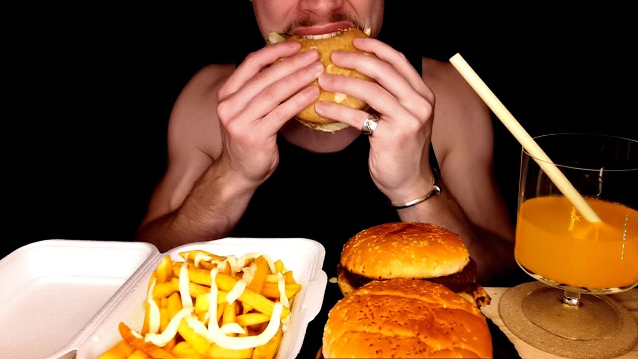 ASMR Eating BURGERS AND FRIES No Talking (Mukbang) - 360 Sound - YouTube